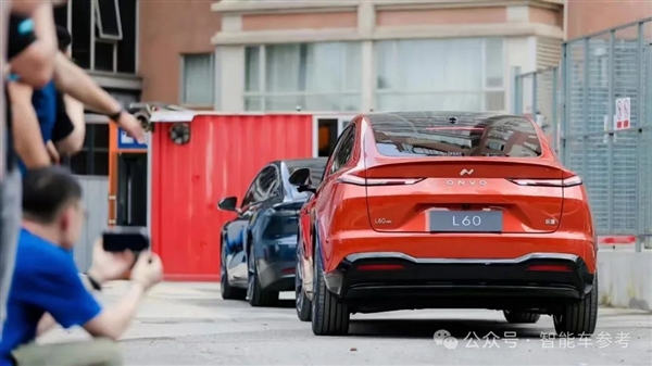 蔚来首款900V车型已下线！对标Model Y 还有冰箱彩电大沙发