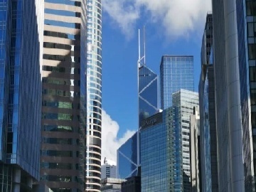 社保基金持仓的业绩超预期股，揭秘130股半年报的亮眼表现